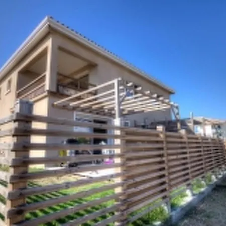 Les Pergolas